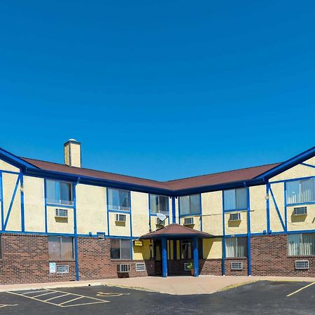 Knights Inn Ferguson Mo Castle Point Екстериор снимка